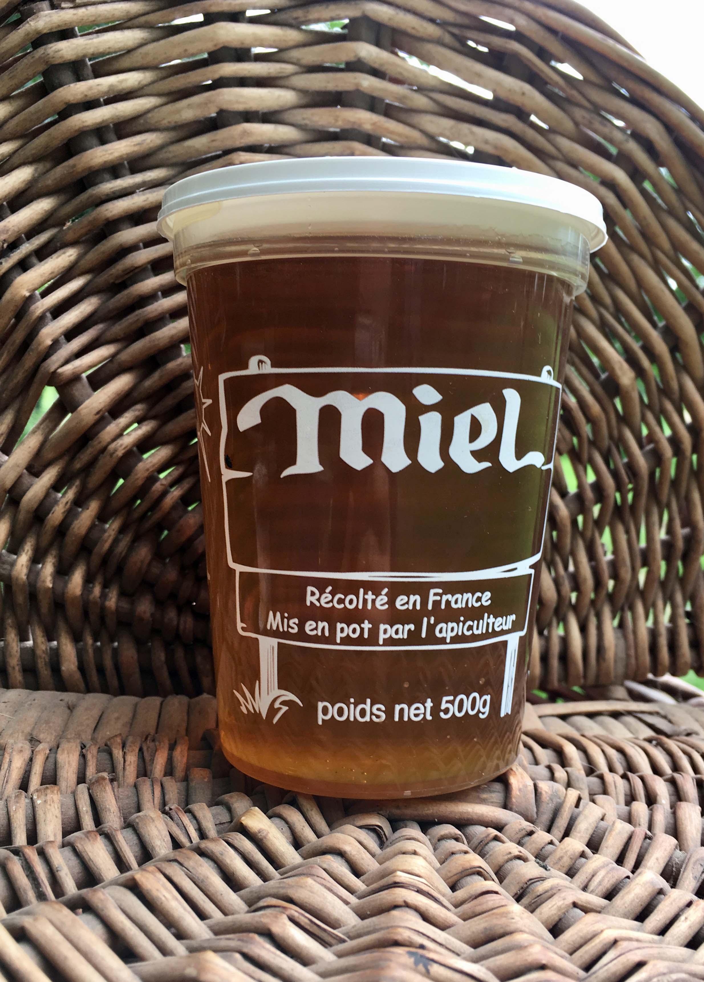 miel artisanal bio made in Normandie, France vendu dans notre ferme pédagogique à Ouézy